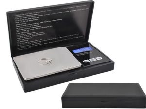 Pocket scale 200 x 0.01g with a flap (WNDR11486)