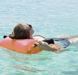 Large Inflatable Buoy with Dry Pocket 2 in 1 for Swimmers (WNDR23924)