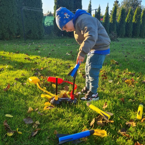 Foam Rocket Launcher with Pump and Double Catapult for Kids (WNDR24724) - Image 15