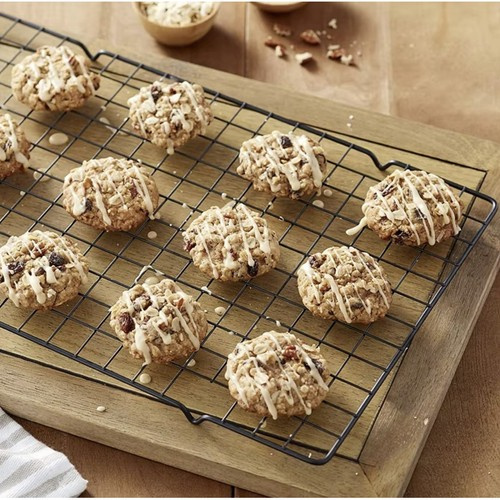 Durable and Reliable Metal Cooling Rack for All Your Baked Goods (WNDR24746) - Image 4