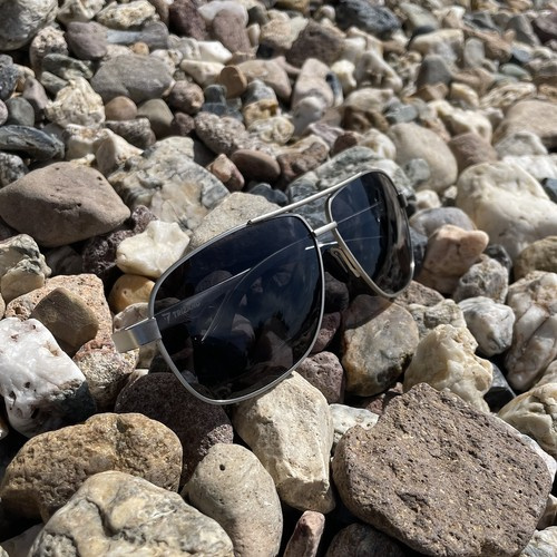 Polarized Sunglasses with UV 400 Filter + Case and Cloth (WNDR23633) - Image 12