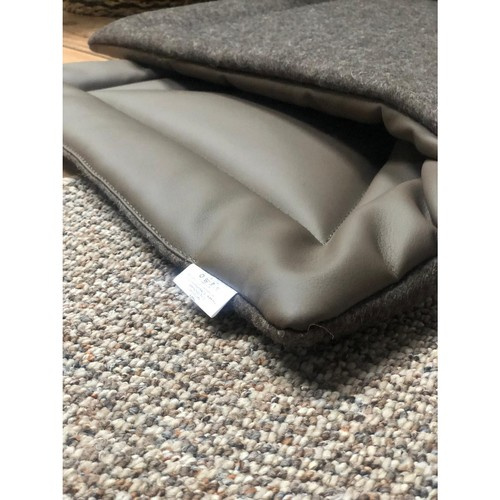 Comfortable, Soft, Waterproof, and Portable Pet Bed - Dark Brown (WNDR24593) - Image 8