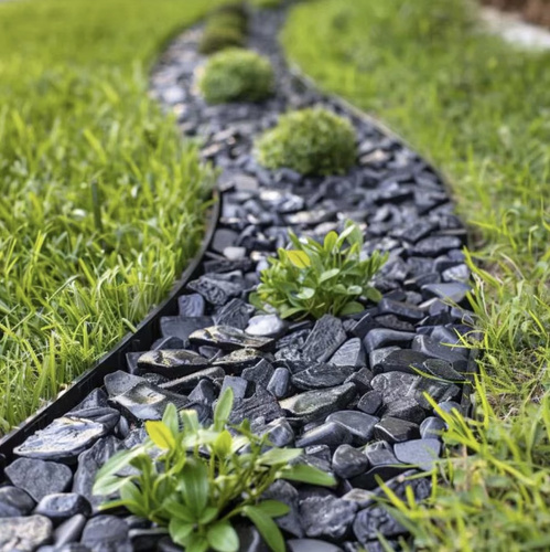 Flexible Garden Lawn Edge – 10m Black Border with 20 Mounting Pegs (WNDR24561) - Image 8