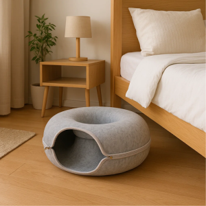 PURLOV Cat Bed – Anti-Stress Donut Tunnel for Cats and Ferrets (WNDR25810)