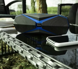 Izoxis Bluetooth wireless speaker – portable, cordless music player with powerful sound (WNDR12275)