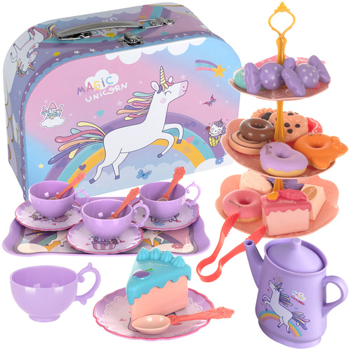 Kruzzel Children’s Tea & Coffee Set with Sweets – Pretend Play Toy Set in Gift Suitcase (WNDR26368)