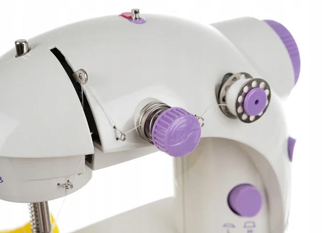 White Mini Sewing Machine with Accessory Table – Compact Sewing Table for Home Use 20 × 35 × 20 cm (WNDR15674) - Image 5