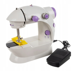 White Mini Sewing Machine with Accessory Table – Compact Sewing Table for Home Use 20 × 35 × 20 cm (WNDR15674)